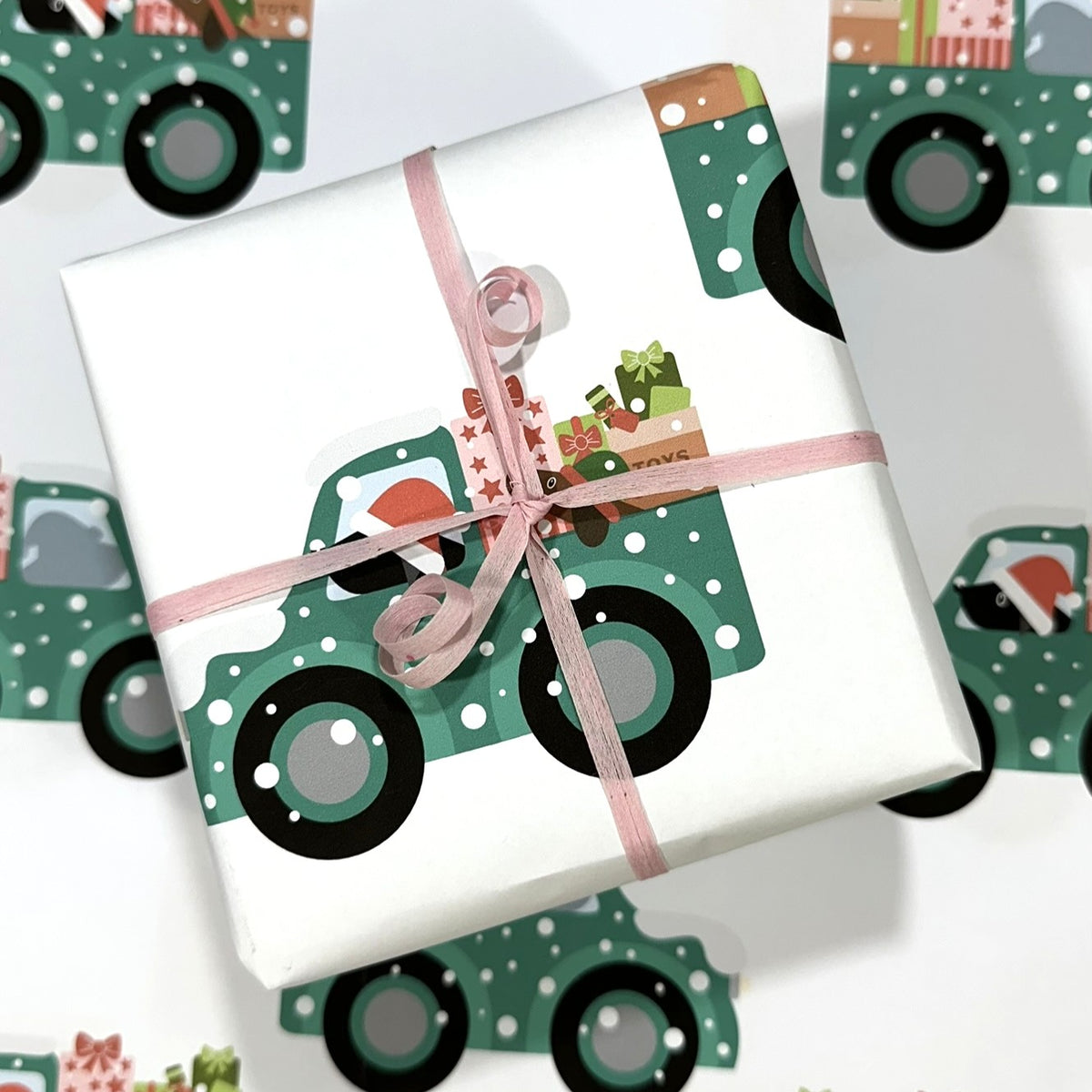 Delivering the Christmas Presents - Christmas Paper & Gift Card Set