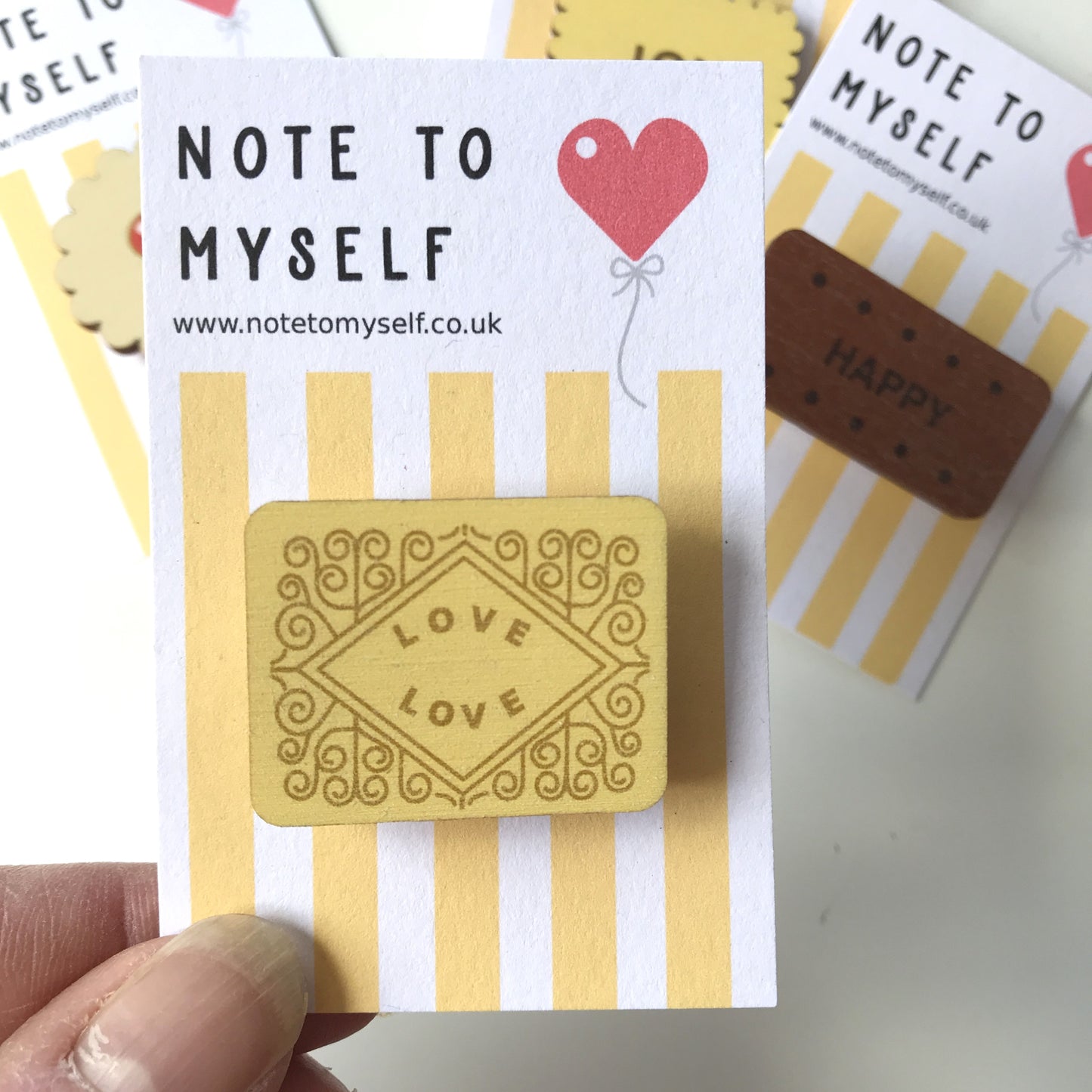 Custard Cream Brooch – Love