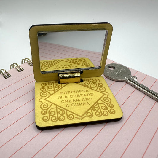 Custard Cream Keyring with Hidden Pocket Mirror