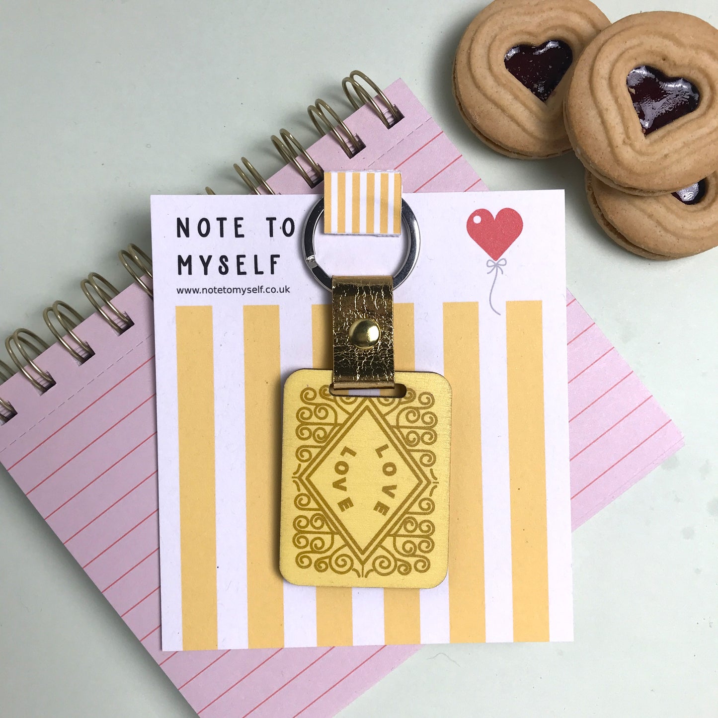 Custard Cream Biscuit Keyring – Love