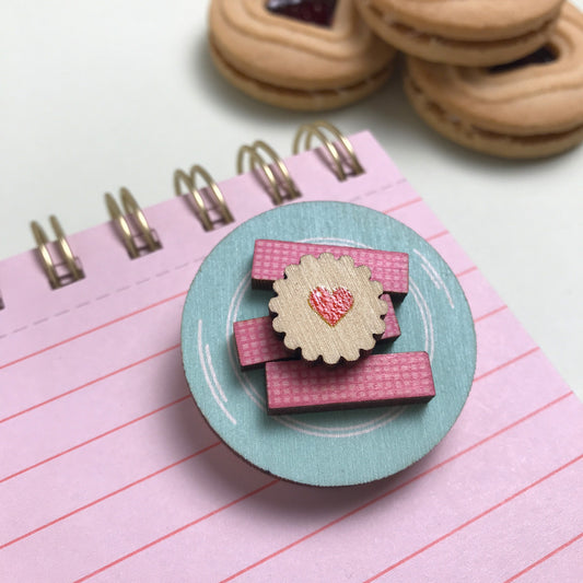 Pink Wafer Biscuit Plate Brooch