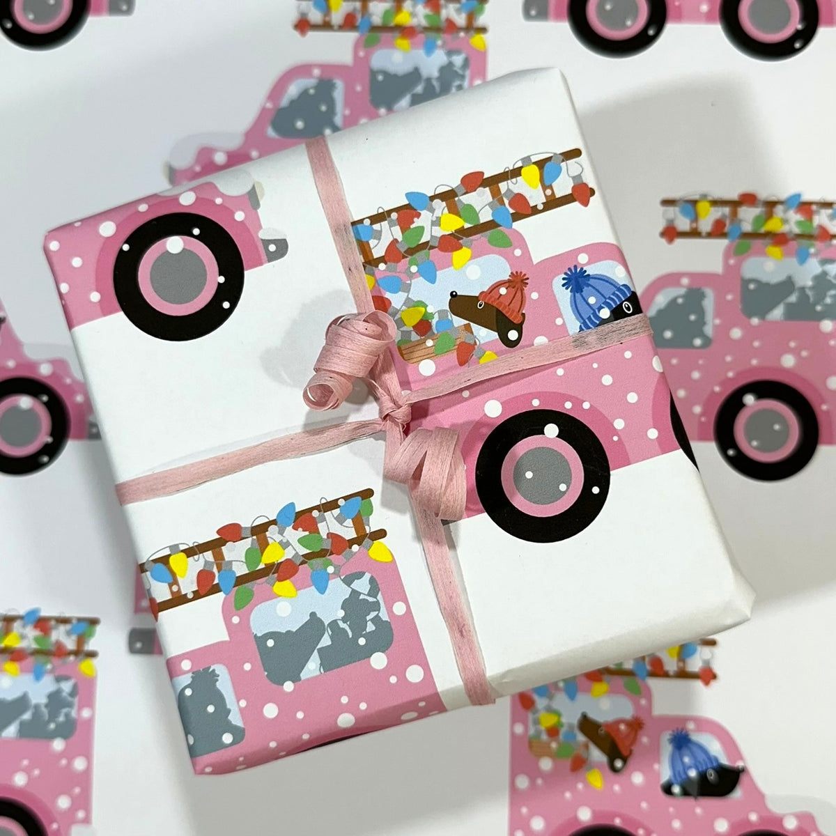 Putting Up the Christmas Street Lights - Christmas Paper & Gift Card Set