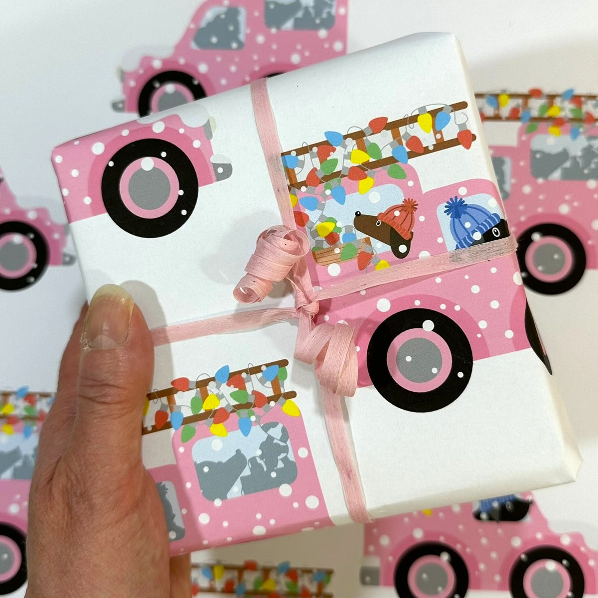 Putting Up the Christmas Street Lights - Christmas Paper & Gift Card Set