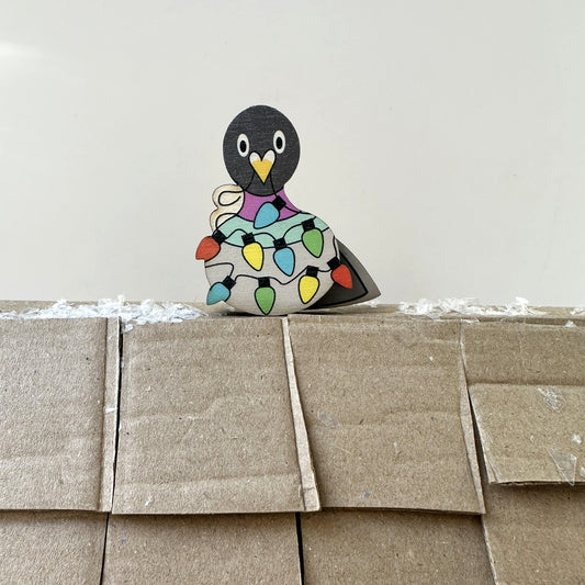 Wooden Pigeon Brooch - Pigeon with Christmas Lights