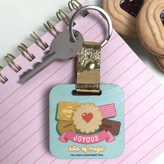 Biscuit Tin Keyring – Mirror & Magic Inside