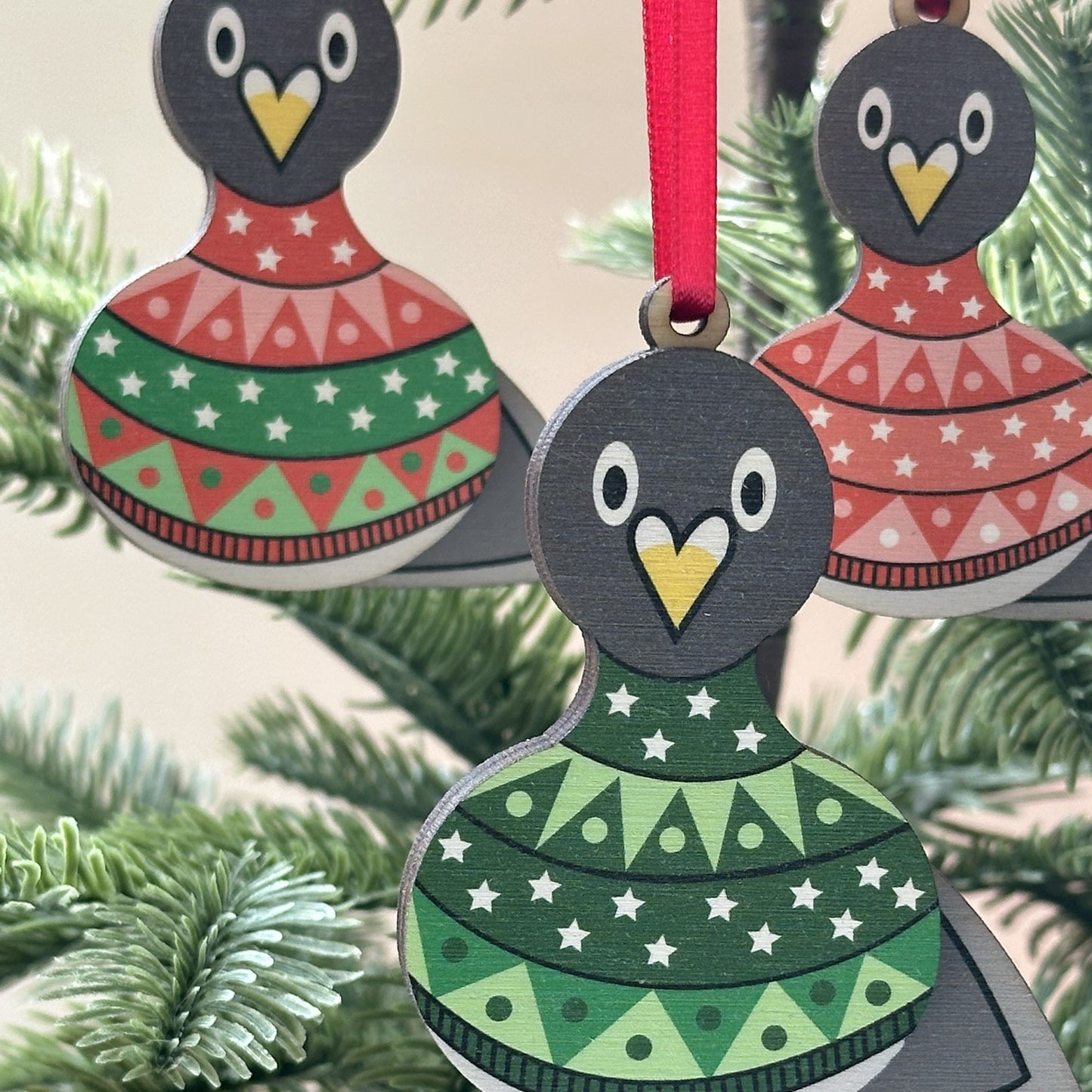 Pigeon Family of Three, Tree Decoration