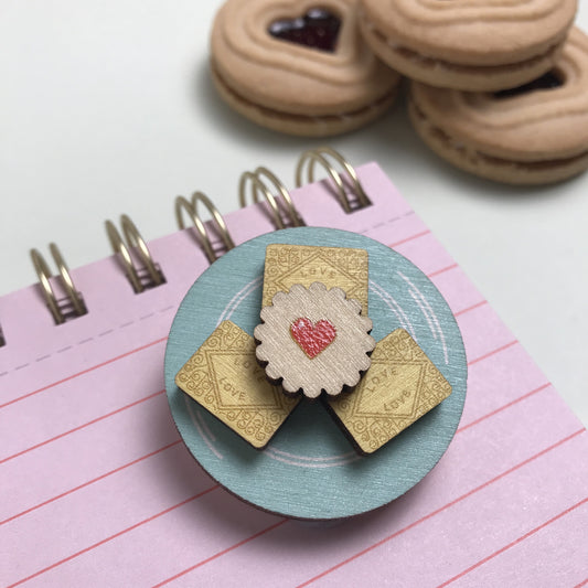 Custard Cream Biscuit Plate Brooch