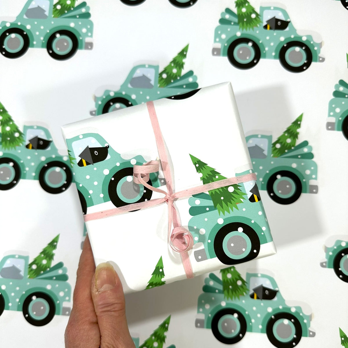 Collecting the Family Christmas Tree - Christmas Paper & Gift Card Set