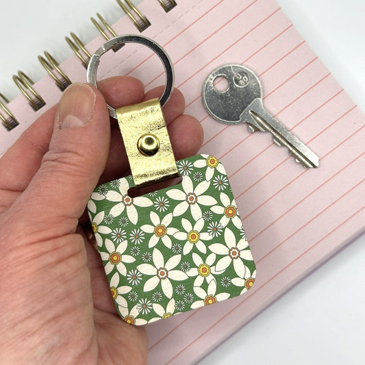 December Birth Flower Keyring